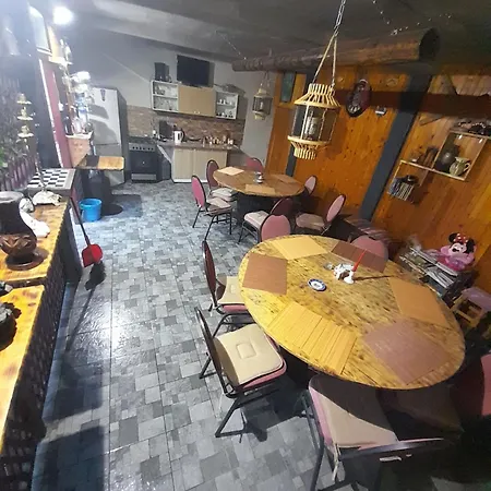 Casa Erika Gazde/Camere de închiriat