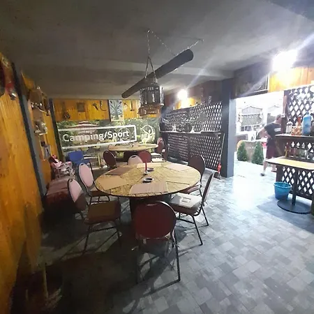 Casa Erika Gazde/Camere de închiriat